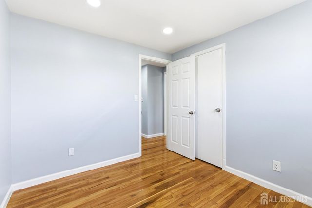 29 Swarthmore Drive, Carteret, NJ 07008