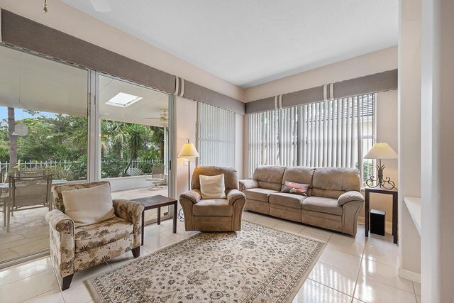 7627 SE Fiddlewood Lane, Hobe Sound, FL 33455