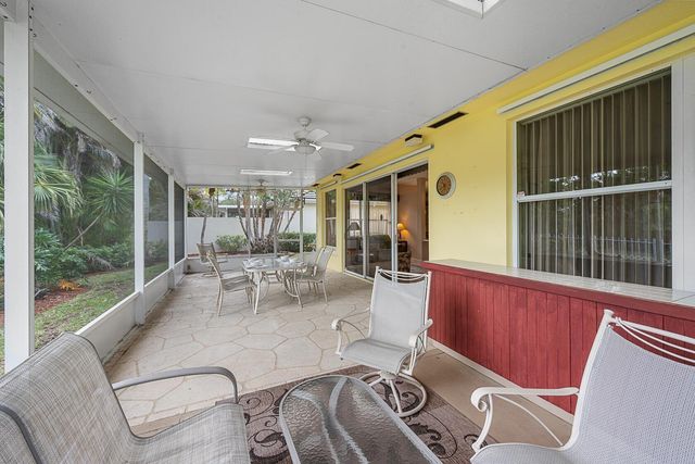7627 SE Fiddlewood Lane, Hobe Sound, FL 33455