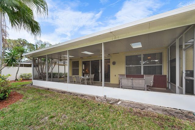 7627 SE Fiddlewood Lane, Hobe Sound, FL 33455