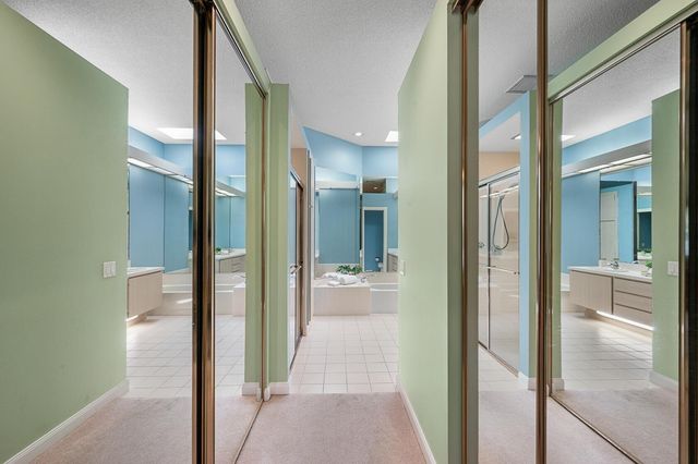 7627 SE Fiddlewood Lane, Hobe Sound, FL 33455