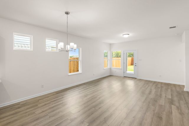 1239 Anderson Drive, Trenton, TX 75490