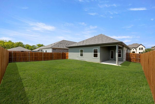 1239 Anderson Drive, Trenton, TX 75490