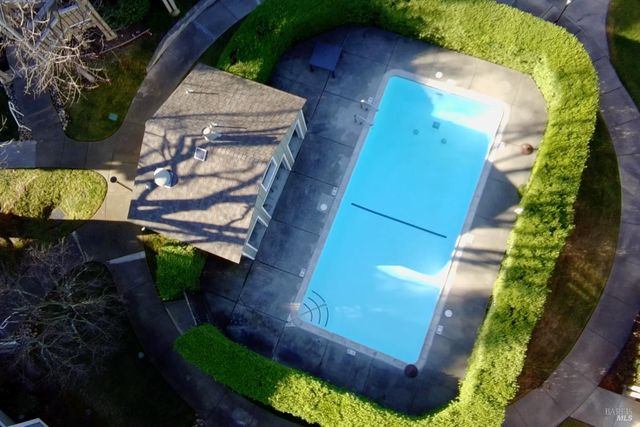 615 Cherry Ave, Sonoma, CA 95476