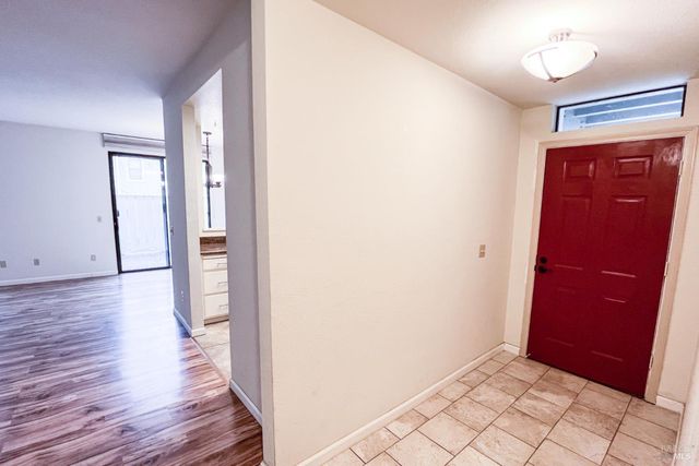 615 Cherry Ave, Sonoma, CA 95476