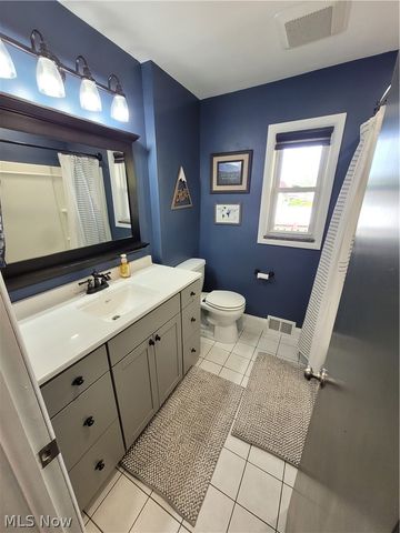 751 Woodstock Road, Akron, OH 44312