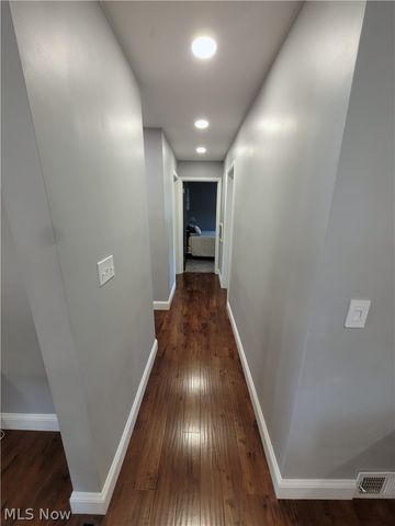 751 Woodstock Road, Akron, OH 44312