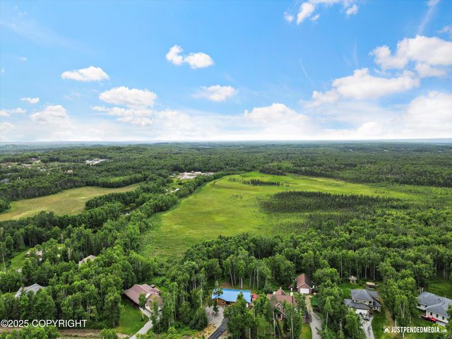 3600 N Fortune Circle, Wasilla, AK 99654