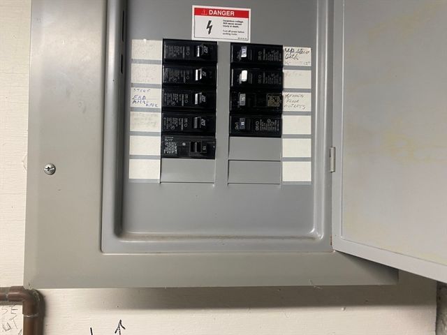 260 Elm St, Walpole, MA 02081