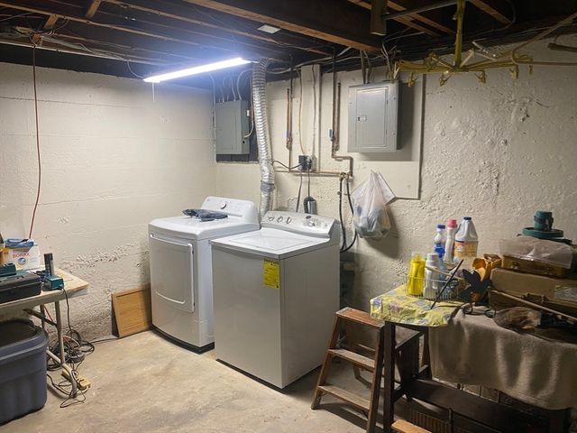 260 Elm St, Walpole, MA 02081