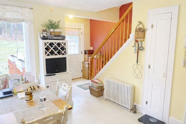 260 Elm St, Walpole, MA 02081