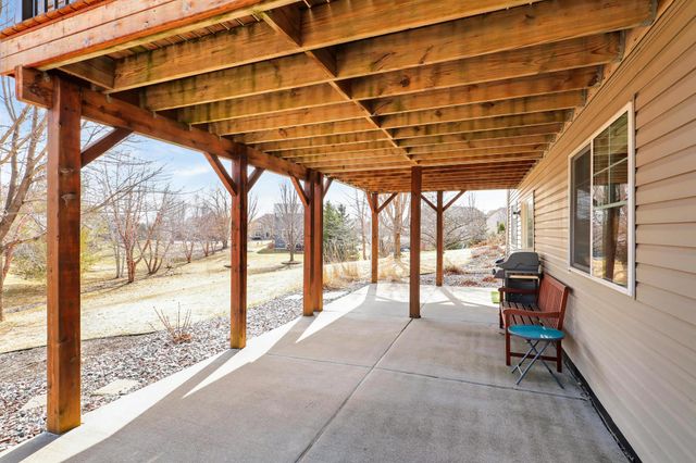 13472 Clearwater Circle, Rogers, MN 55374