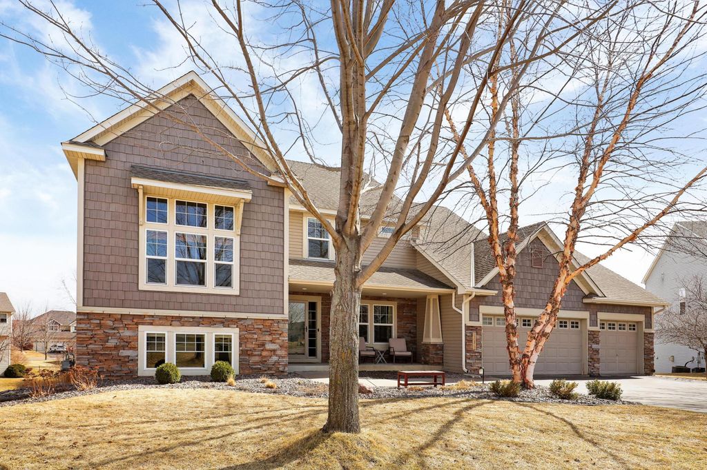 13472 Clearwater Circle, Rogers, MN 55374