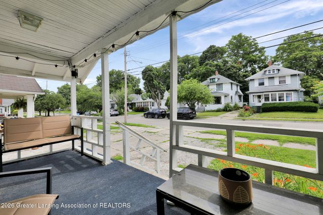 313 N Magnolia Avenue, Lansing, MI 48912