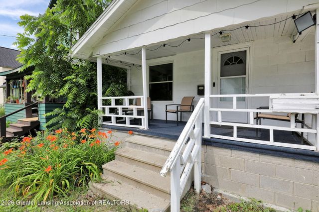 313 N Magnolia Avenue, Lansing, MI 48912
