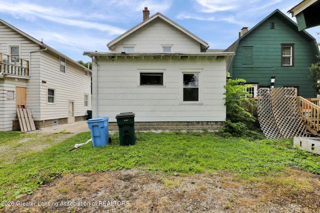 313 N Magnolia Avenue, Lansing, MI 48912