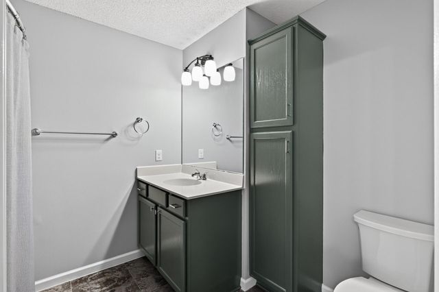 12646 74th Avenue N, Maple Grove, MN 55369