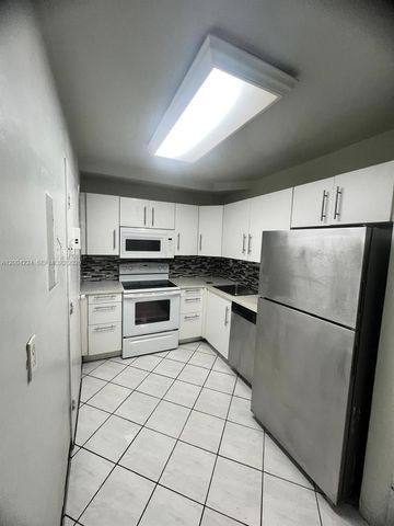 1865 79th St Csw PH-J, North Bay Village, FL 33141