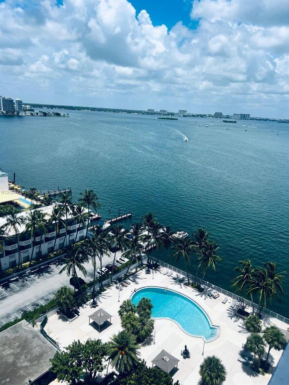 1865 79th St Csw PH-J, North Bay Village, FL 33141