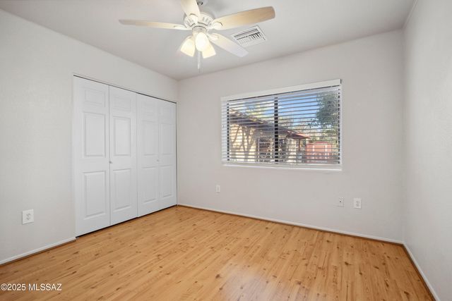 335 W Oak Hills Drive, Oracle, AZ 85623