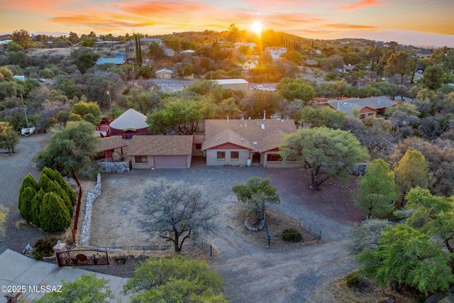 335 W Oak Hills Drive, Oracle, AZ 85623