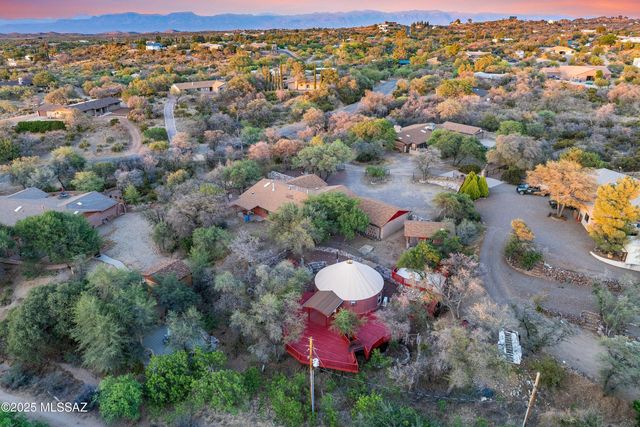 335 W Oak Hills Drive, Oracle, AZ 85623