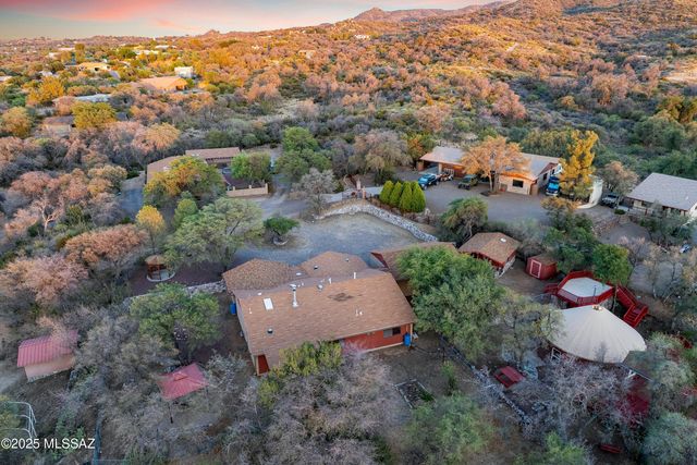 335 W Oak Hills Drive, Oracle, AZ 85623