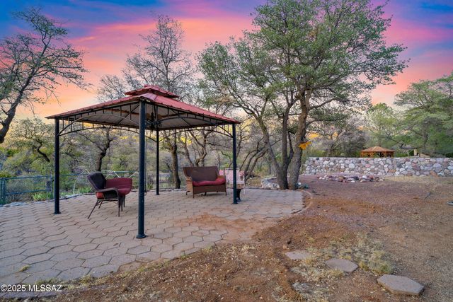 335 W Oak Hills Drive, Oracle, AZ 85623