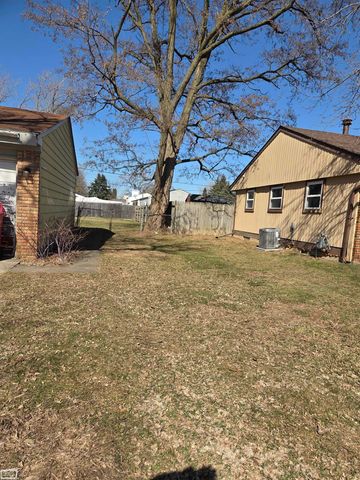 20541 Finley Street, Clinton Twp, MI 48038