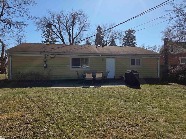 20541 Finley Street, Clinton Twp, MI 48038