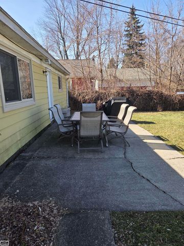 20541 Finley Street, Clinton Twp, MI 48038