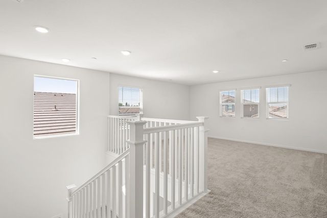2195 S Terry Avenue, Fresno, CA 93725