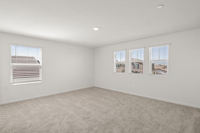 2195 S Terry Avenue, Fresno, CA 93725