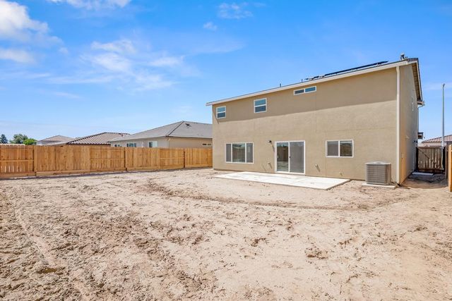 2195 S Terry Avenue, Fresno, CA 93725