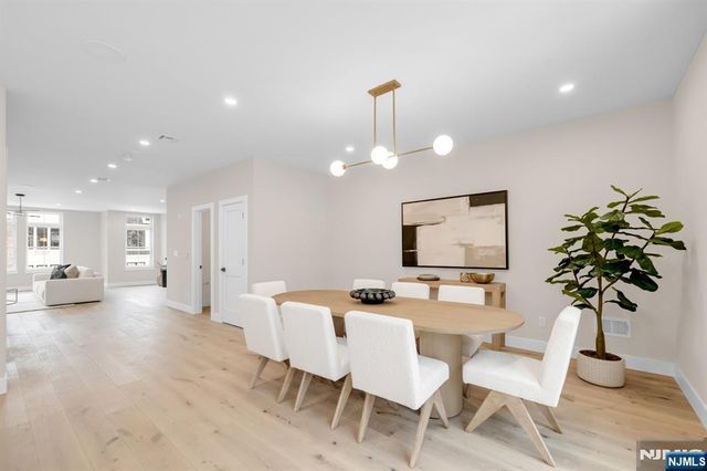 188 Broadway 8, Woodcliff Lake, NJ 07677