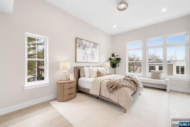 188 Broadway 8, Woodcliff Lake, NJ 07677