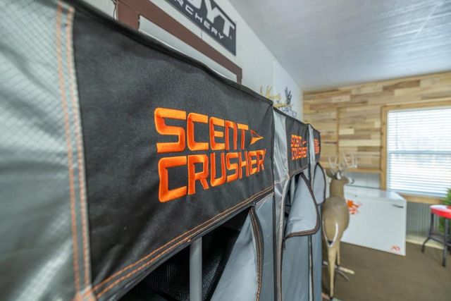 25733 Dempsey Road, Mclouth, KS 66054