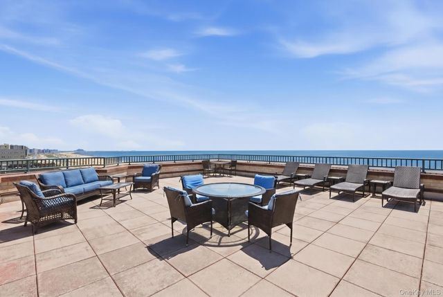 136 Beach 117th Street 7J, Rockaway Park, NY 11694