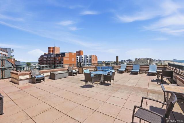 136 Beach 117th Street 7J, Rockaway Park, NY 11694