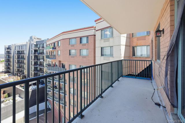 136 Beach 117th Street 7J, Rockaway Park, NY 11694