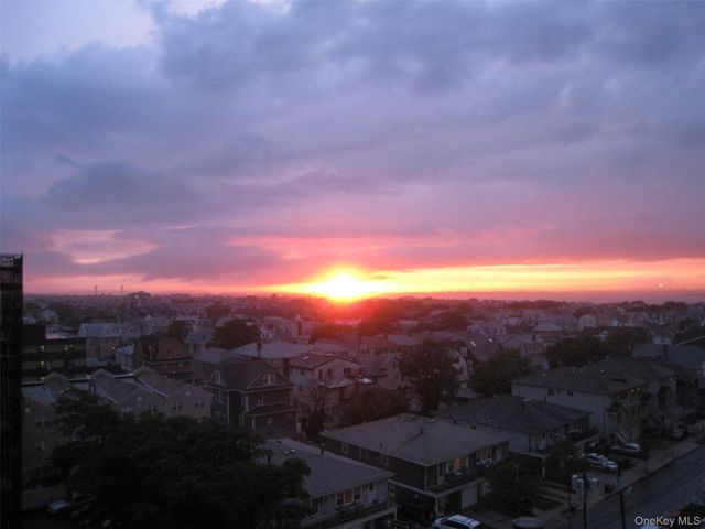136 Beach 117th Street 7J, Rockaway Park, NY 11694