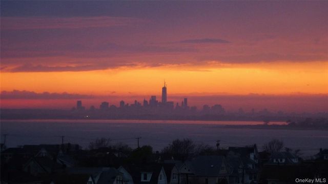 136 Beach 117th Street 7J, Rockaway Park, NY 11694