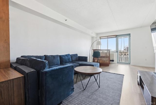 136 Beach 117th Street 7J, Rockaway Park, NY 11694