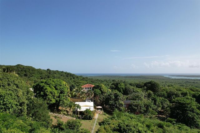 Number 28 DESTINO, Vieques, PR 00765