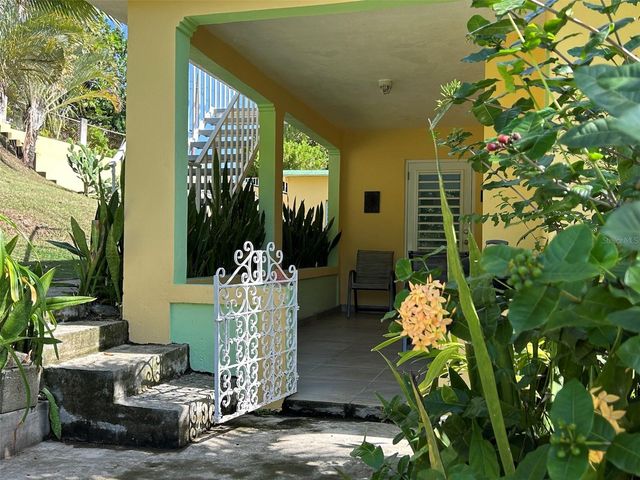 Number 28 DESTINO, Vieques, PR 00765