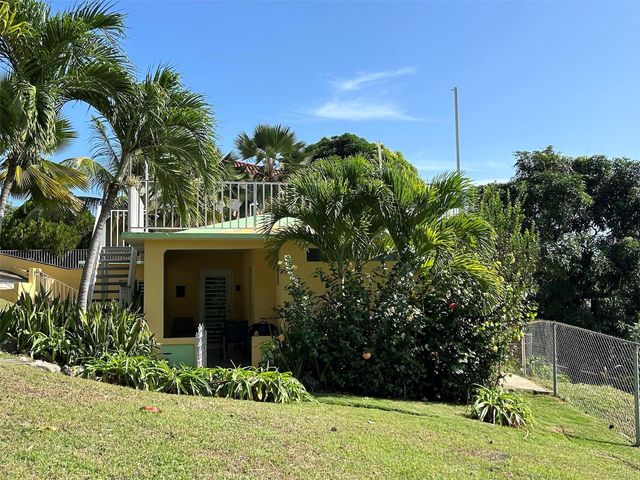 Number 28 DESTINO, Vieques, PR 00765
