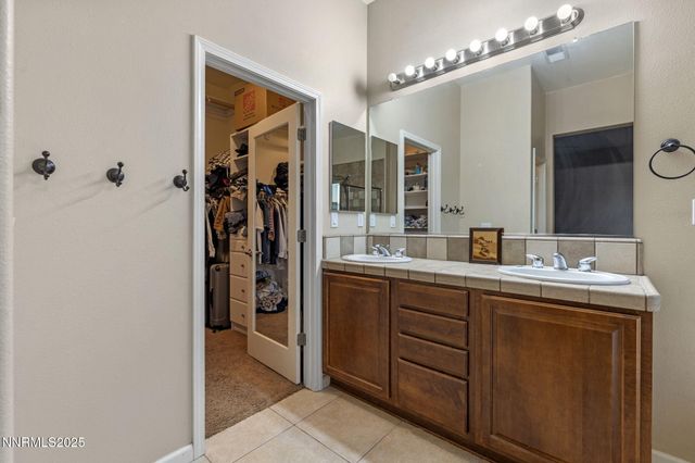 5011 Chevalier Drive, Sparks, NV 89436