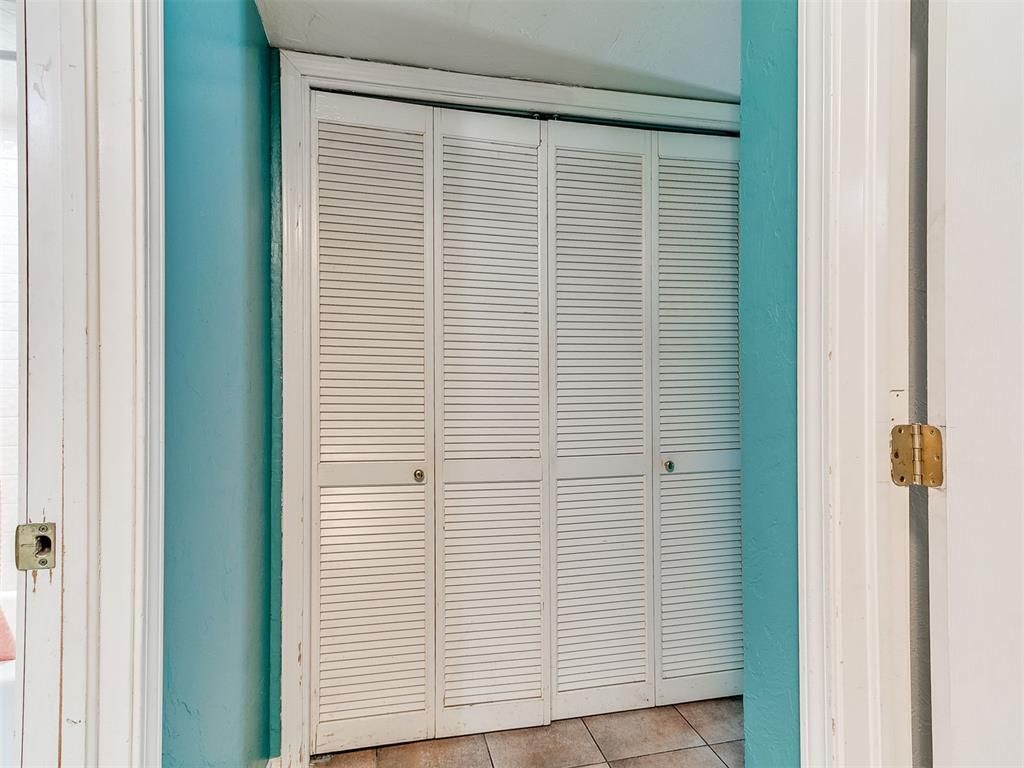 Image 18 of property listing at 6724 N Meridian Avenue C, Oklahoma City, OK 73116