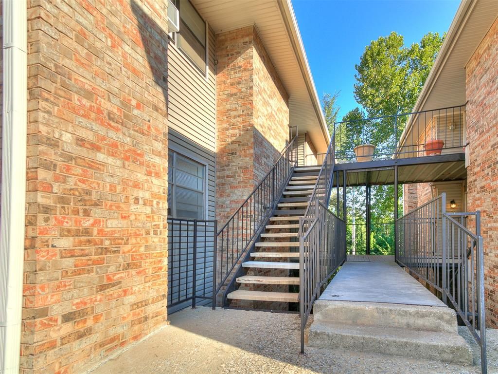 Image 34 of property listing at 6724 N Meridian Avenue C, Oklahoma City, OK 73116