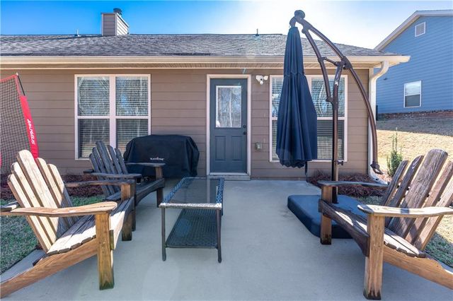 38 Goldshore Way, Statham, GA 30666